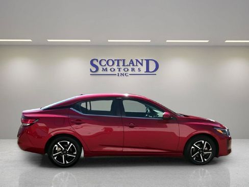 Used 2024 Nissan Sentra SV FWD image 5