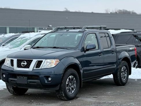 Used 2018 Nissan Frontier PRO-4X image 33