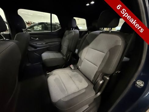 Used 2022 Chevrolet Traverse LT image 34