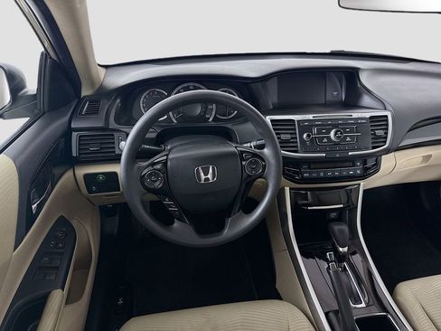 Used 2017 Honda Accord LX image 15