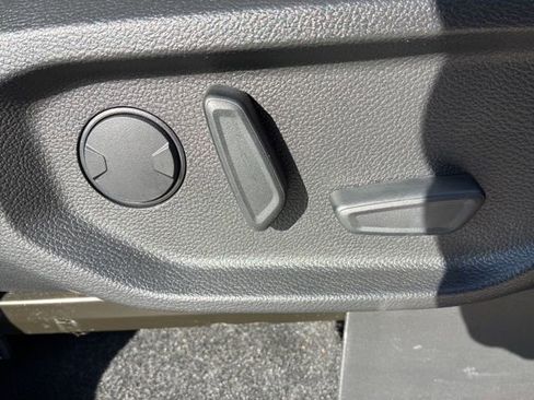 Used 2024 Ford Ranger XLT w/ Equipment Group 301A High image 31