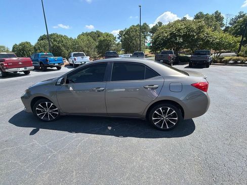 Used 2019 Toyota Corolla SE FWD image 15
