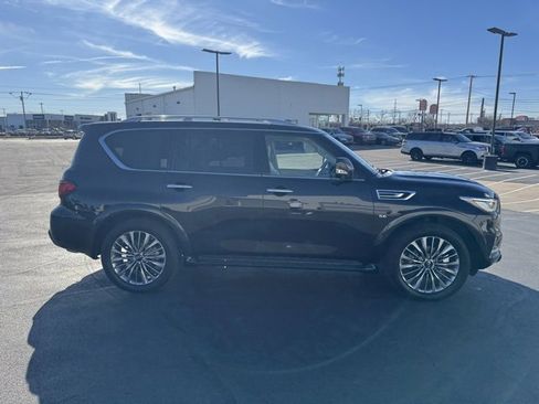 Used 2018 INFINITI QX80 Base w/ Driver Assistance Package image 4