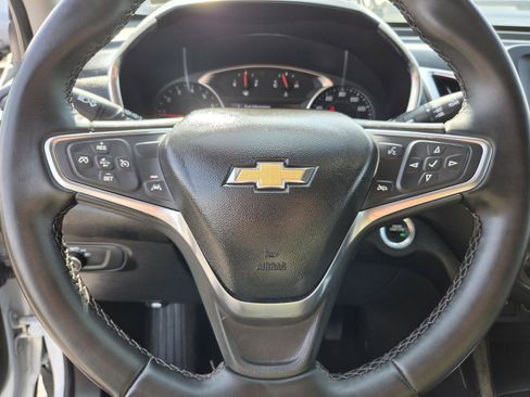 Used 2024 Chevrolet Equinox LT AWD/4WD image 18