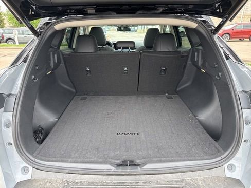 Used 2025 Nissan Murano SL image 11