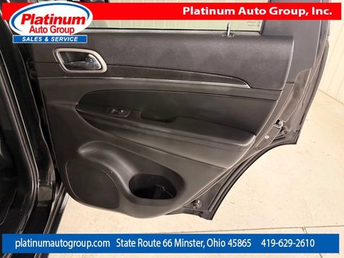 Used 2018 Jeep Grand Cherokee Limited AWD/4WD image 38