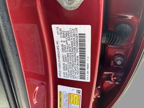 Used 2019 Honda Accord LX image 29