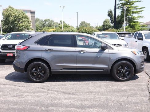 Used 2024 Ford Edge SE AWD/4WD image 5