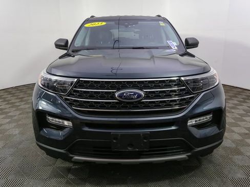 Used 2023 Ford Explorer XLT w/ Equipment Group 202A image 4