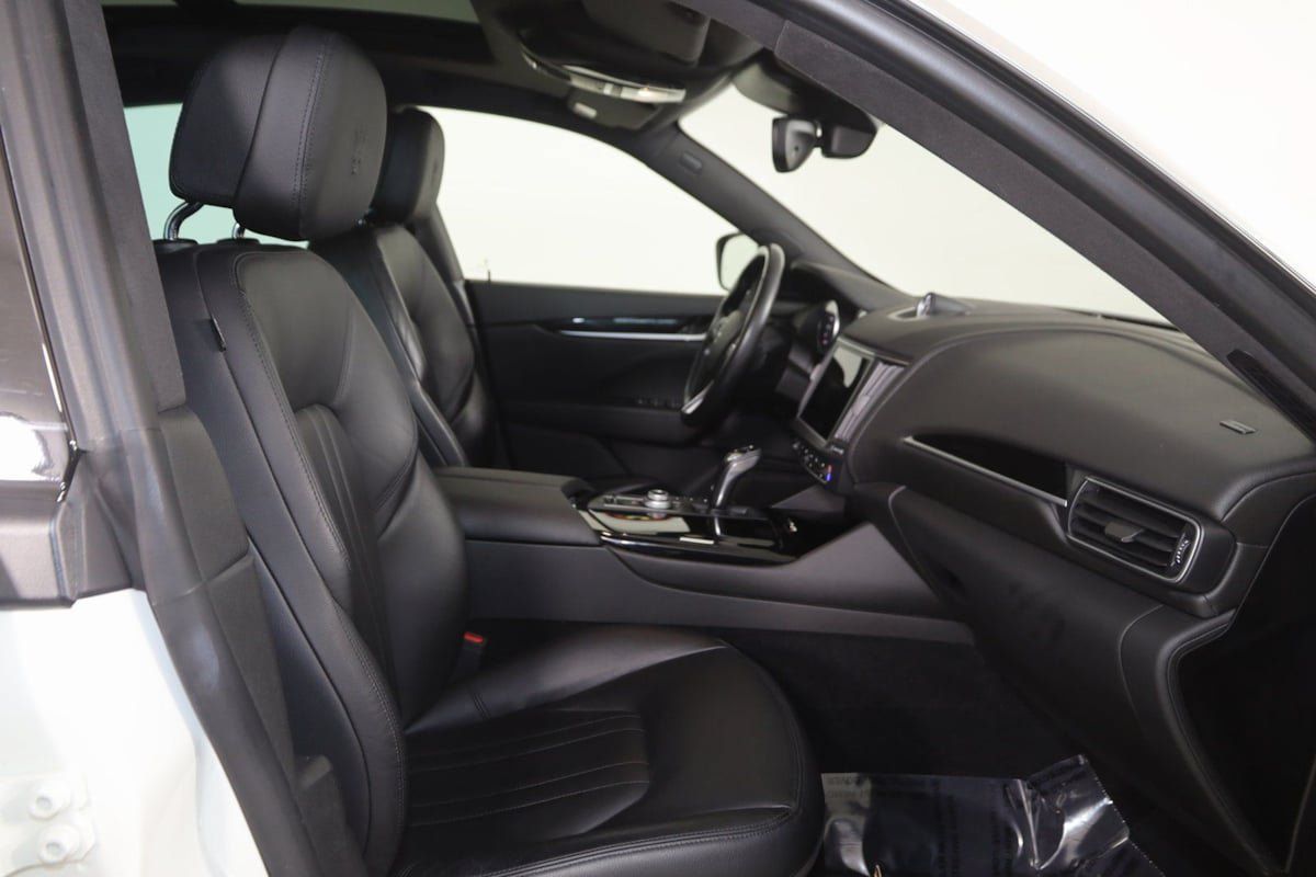 Used 2022 Maserati Levante Modena AWD/4WD image 14
