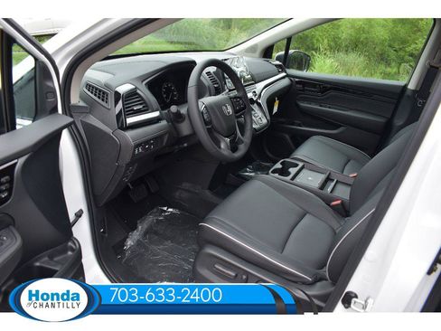 New 2026 Honda Odyssey Touring image 27