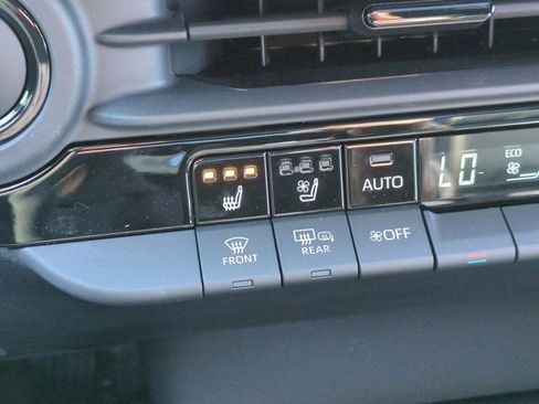 Certified 2025 Toyota Crown Signia w/ Advanced Technology Package AWD/4WD image 14