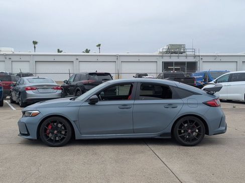 Used 2024 Honda Civic Type R image 6