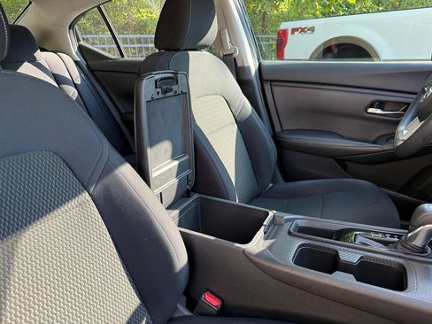 Used 2022 Nissan Sentra S FWD image 41