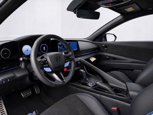Used 2025 Hyundai Elantra N w/ Cargo Package FWD image 13