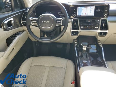 Used 2023 Kia Sorento SX FWD image 16
