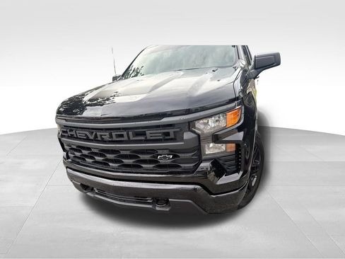 Used 2026 Chevrolet Silverado 1500 Custom w/ Rally Edition RWD image 2