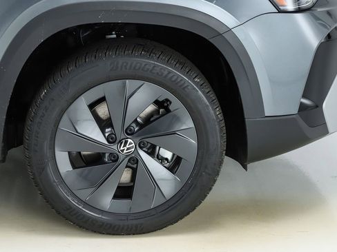 New 2026 Volkswagen Taos S image 14