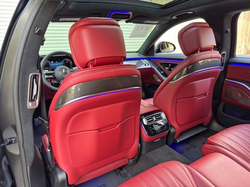 Used 2025 Mercedes-Benz S 63 AMG S image 49