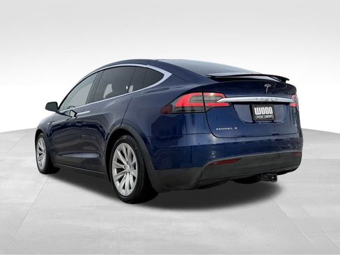 Used 2016 Tesla Model X 90D image 5
