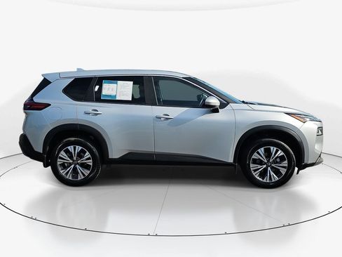 Used 2023 Nissan Rogue SV AWD/4WD image 5
