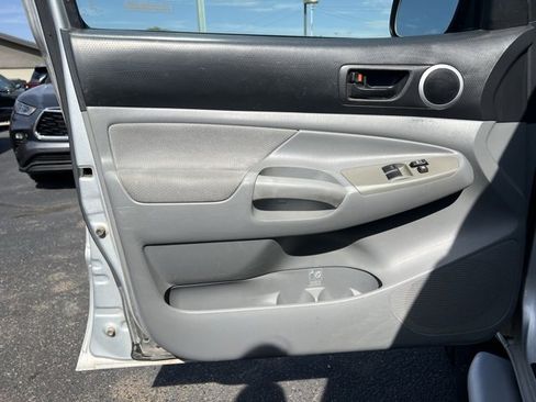 Used 2007 Toyota Tacoma 4x4 Access Cab V6 image 16