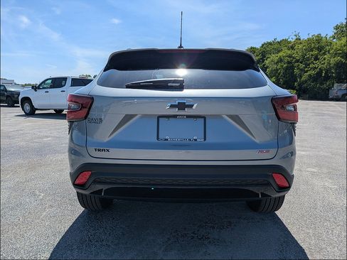 New 2026 Chevrolet Trax RS w/ Driver Confidence Package FWD image 6
