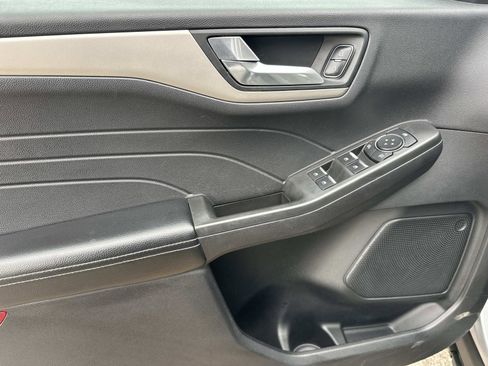 Used 2021 Ford Escape SE w/ Convenience Package image 14