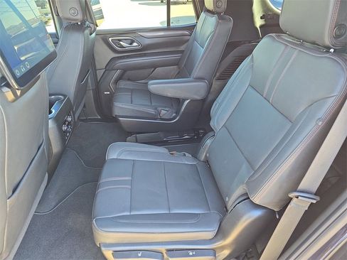 Used 2024 Chevrolet Tahoe RST w/ Luxury Package image 15