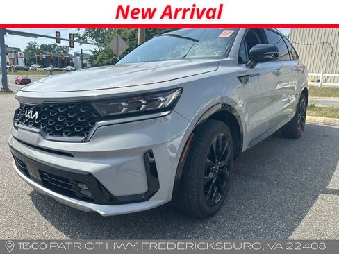 Used 2023 Kia Sorento SX FWD image 1