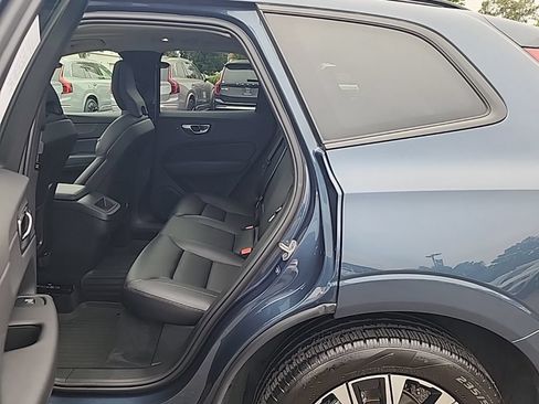 Used 2024 Volvo XC60 B5 Core w/ Protection Package Premier AWD/4WD image 14