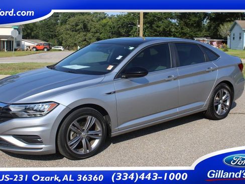 Used 2020 Volkswagen Jetta R-Line FWD image 1
