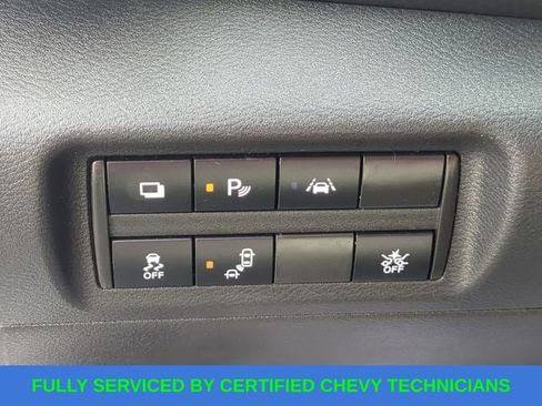 Used 2022 Nissan Kicks S image 25