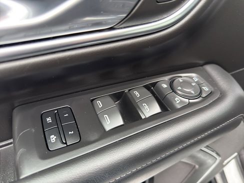 Used 2024 Chevrolet Tahoe LT w/ LT Signature Package image 12