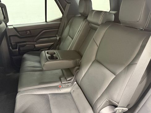 Used 2025 Toyota 4Runner TRD Off-Road image 42