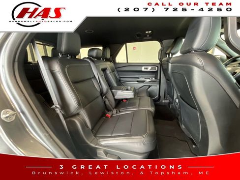 Used 2020 Ford Explorer XLT w/ Equipment Group 202A image 12