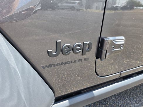 Certified 2025 Jeep Wrangler Unlimited Sport AWD/4WD image 31