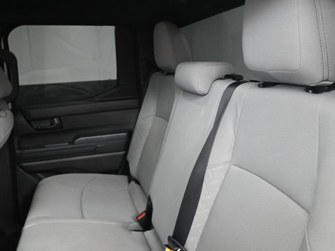 Used 2024 Toyota Tacoma SR5 image 17