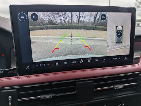 Used 2023 Lincoln Corsair Reserve w/ Equipment Group 202A image 17