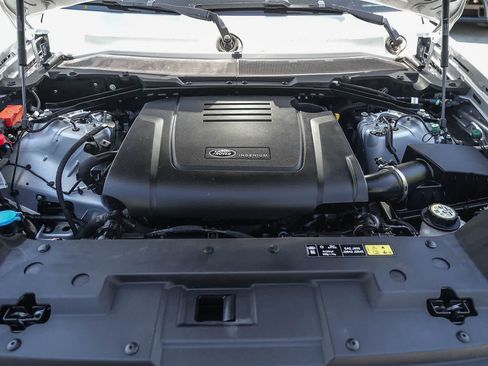 Used 2024 Land Rover Defender 110 S AWD/4WD image 28