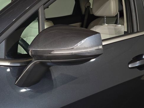 Used 2024 Kia Sportage EX image 13