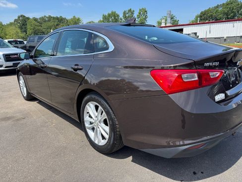 Used 2016 Chevrolet Malibu LT FWD image 10