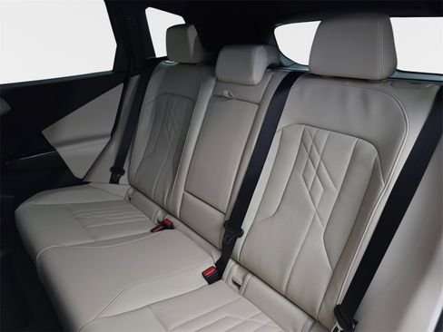 New 2026 BMW X3 xDrive30 w/ Premium Package image 14