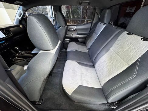 Used 2023 Toyota Tacoma TRD Off-Road w/ Advanced Technology Package image 44