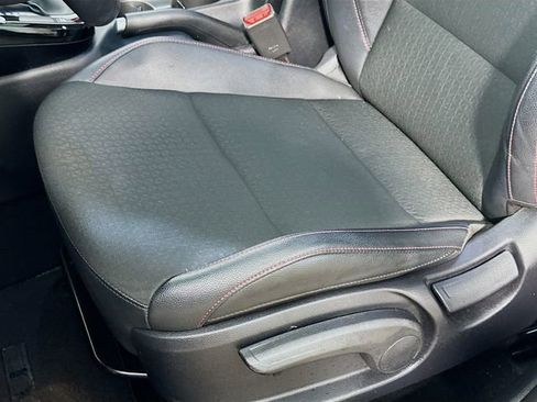 Used 2023 Kia Soul GT-Line FWD image 9