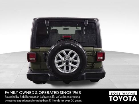 Used 2023 Jeep Wrangler Sport S image 8