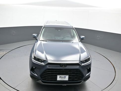 Certified 2025 Toyota Grand Highlander AWD image 38