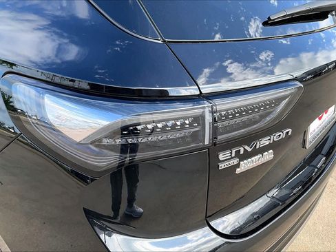 Used 2025 Buick Envision Avenir image 11