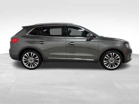 Used 2017 Lincoln MKX Reserve w/ Luxury Package image 4