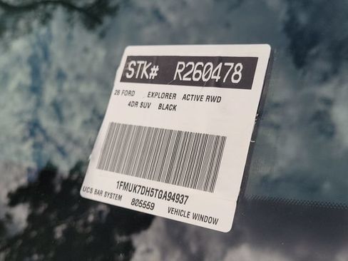 Used 2026 Ford Explorer Active RWD image 30